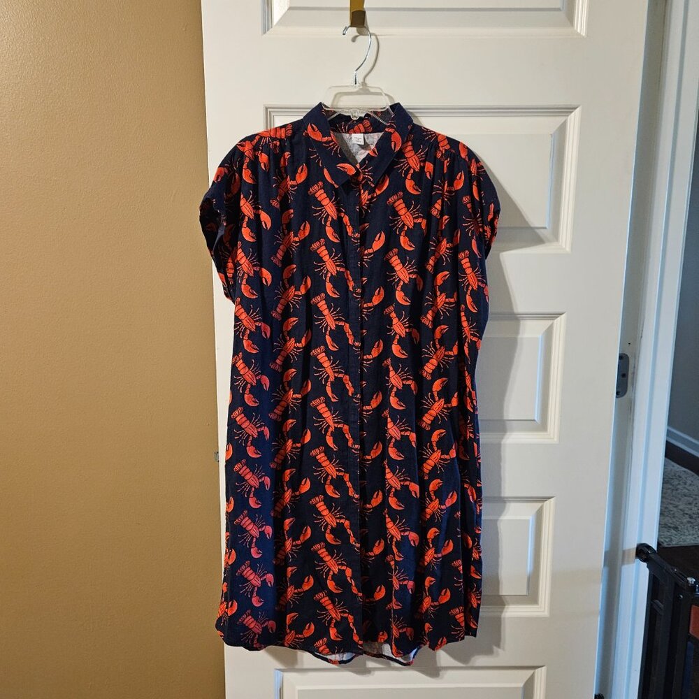Old Navy Button up dress, navy with red lobsters, fun for summer/beach wear
